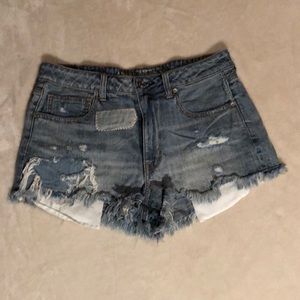 AE Distressed And Patched Hi-Rise Shortie size 12